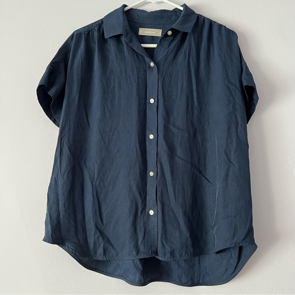 Everlane Navy Button-Up Short Sleeve Blouse